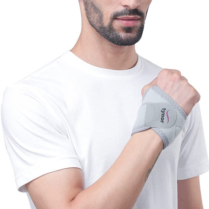 Tynor Wrist Brace with Thumb (Neoprene), Universal