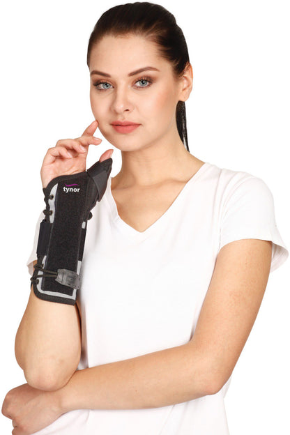 Tynor Wrist Splint with Thumb