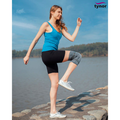 Tynor Knee Cap With Rigid Hinge